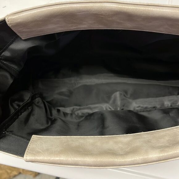 Miche Gray “Heidi” Large Clutch Purse - Picture 10 of 10